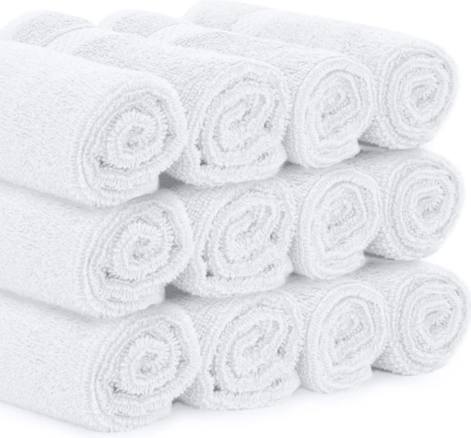 Why the White Hand Towel by Emerald Pakistan Is a Sports & Club Favorite